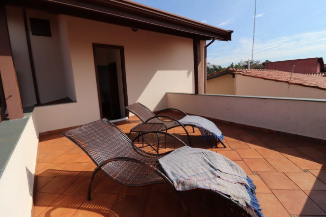 Imagem Sobrado com 3 Quartos à Venda, 255 m² em Cidade Universitária - Campinas