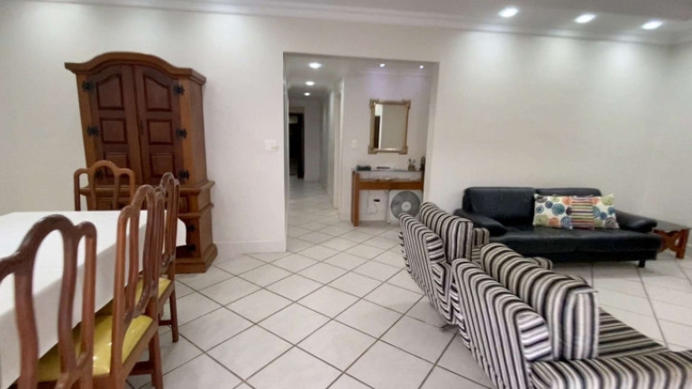 Imagem Apartamento com 3 Quartos à Venda, 209 m² em Algodoal - Cabo Frio Imagem Apartamento com 3 Quartos à Venda, 209 m² em Algodoal - Cabo Frio