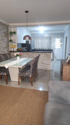 Casa com 3 Quartos à Venda,  em Vila Trujillo - Sorocaba