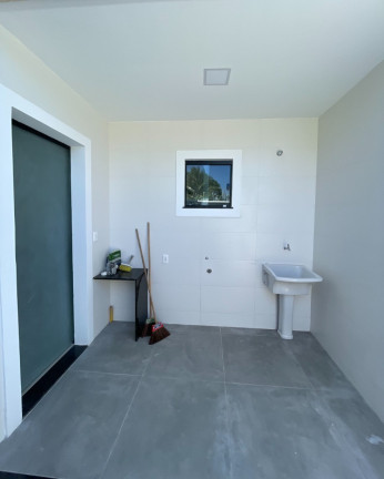 Imagem Casa com 3 Quartos à Venda, 135 m² em Jardim Atlântico Leste (itaipuaçu) - Maricá Imagem Casa com 3 Quartos à Venda, 135 m² em Jardim Atlântico Leste (itaipuaçu) - Maricá
