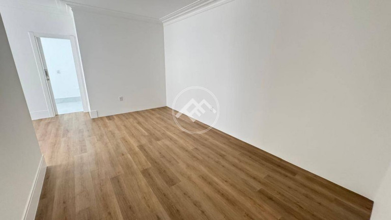 Imagem Apartamento com 4 Quartos à Venda, 225 m² em Meia Praia - Itapema Imagem Apartamento com 4 Quartos à Venda, 225 m² em Meia Praia - Itapema