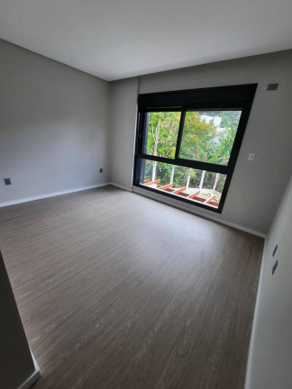 Imagem Casa com 3 Quartos à Venda, 258 m² em Taquaras - Balneário Camboriú Imagem Casa com 3 Quartos à Venda, 258 m² em Taquaras - Balneário Camboriú