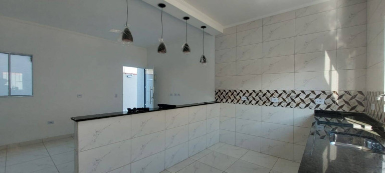 Imagem Sobrado com 2 Quartos à Venda, 90 m² em Vila Atlântica - Mongaguá Imagem Sobrado com 2 Quartos à Venda, 90 m² em Vila Atlântica - Mongaguá