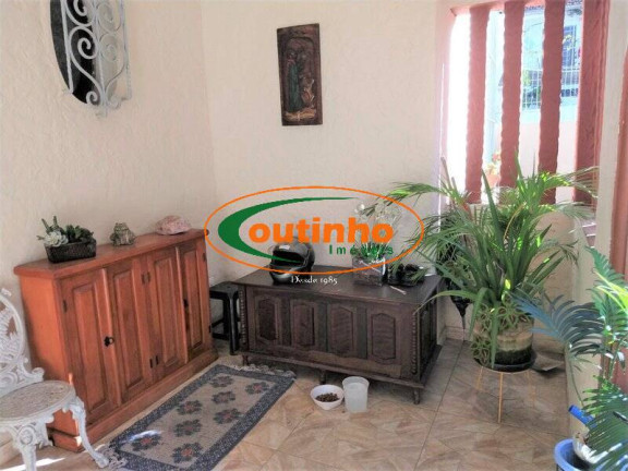 Imagem Casa com 5 Quartos à Venda, 224 m² em Vila Isabel - Rio De Janeiro Imagem Casa com 5 Quartos à Venda, 224 m² em Vila Isabel - Rio De Janeiro