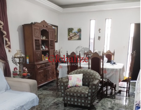 Imóvel com 4 Quartos à Venda, 160 m² em Embaré - Santos