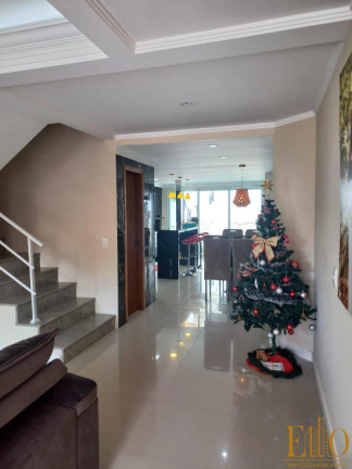 Imagem Sobrado com 3 Quartos à Venda, 250 m² em Pioneiros - Balneário Camboriú