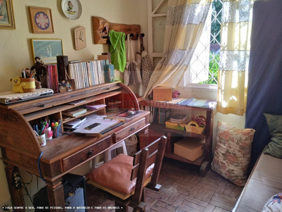 Imagem Casa com 4 Quartos à Venda, 191 m² em Centro - Taubaté Imagem Casa com 4 Quartos à Venda, 191 m² em Centro - Taubaté