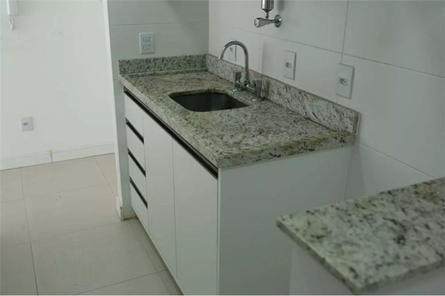 Imagem Apartamento com 2 Quartos à Venda, 87 m² em Santana - Porto Alegre