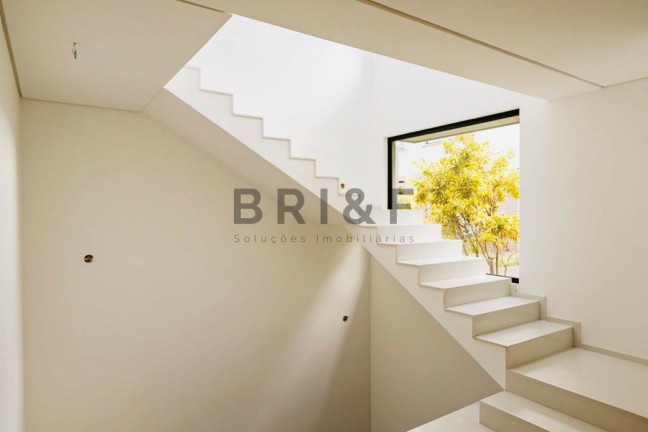 Imagem Casa com 3 Quartos à Venda, 560 m² em Moema - São Paulo Imagem Casa com 3 Quartos à Venda, 560 m² em Moema - São Paulo