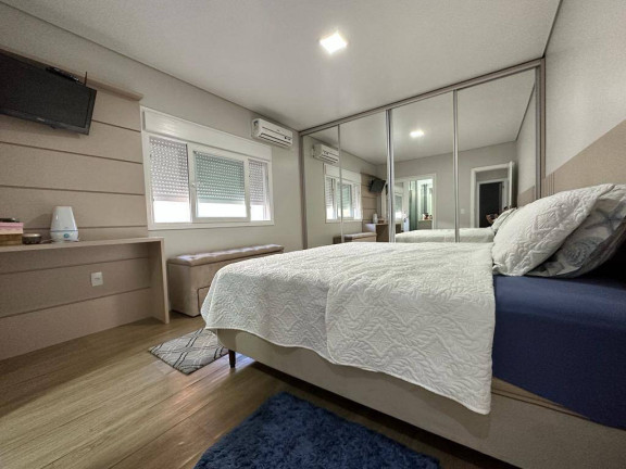 Imagem Casa com 3 Quartos à Venda, 200 m² em Centro - Balneário Barra Do Sul