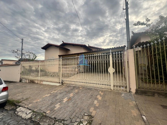 Imagem Casa com 7 Quartos à Venda, 360 m² em Amazonas - Contagem