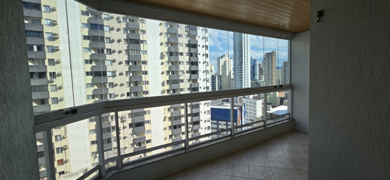Imagem Apartamento com 3 Quartos à Venda, 114 m² em Centro - Balneário Camboriú Imagem Apartamento com 3 Quartos à Venda, 114 m² em Centro - Balneário Camboriú