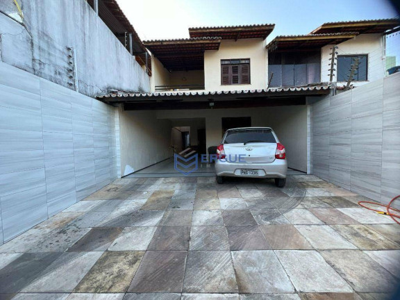 Imagem Casa com 4 Quartos à Venda, 161 m² em Cidade Dos Funcionários - Fortaleza Imagem Casa com 4 Quartos à Venda, 161 m² em Cidade Dos Funcionários - Fortaleza