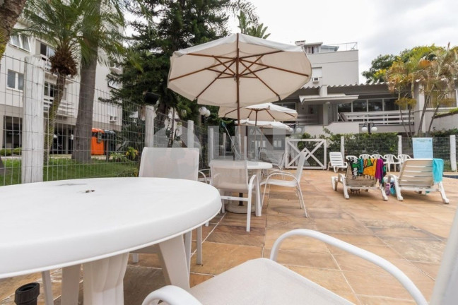 Imagem Apartamento com 3 Quartos à Venda, 77 m² em Passo Da Areia - Porto Alegre