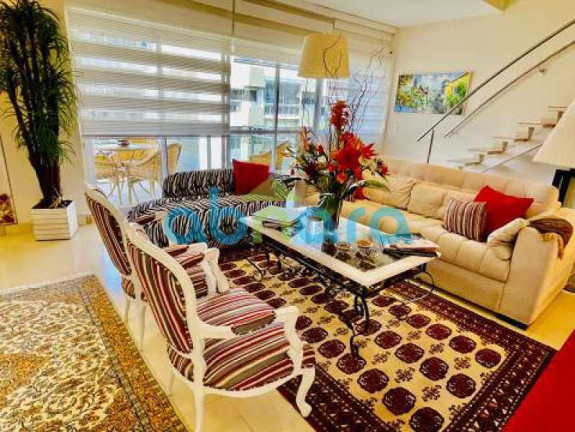 Imagem Cobertura com 5 Quartos à Venda, 300 m² em Ipanema - Rio De Janeiro Imagem Cobertura com 5 Quartos à Venda, 300 m² em Ipanema - Rio De Janeiro