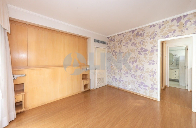 Imagem Apartamento com 4 Quartos à Venda, 283 m² em Moinhos De Vento - Porto Alegre Imagem Apartamento com 4 Quartos à Venda, 283 m² em Moinhos De Vento - Porto Alegre