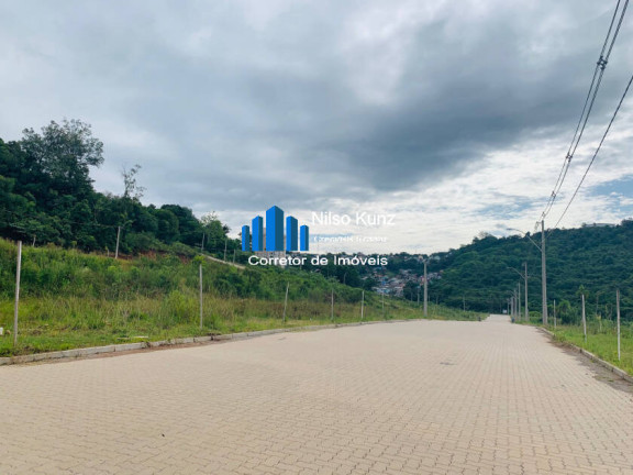 Imagem Terreno à Venda, 200 m² em Barracão - Bento Gonçalves Imagem Terreno à Venda, 200 m² em Barracão - Bento Gonçalves