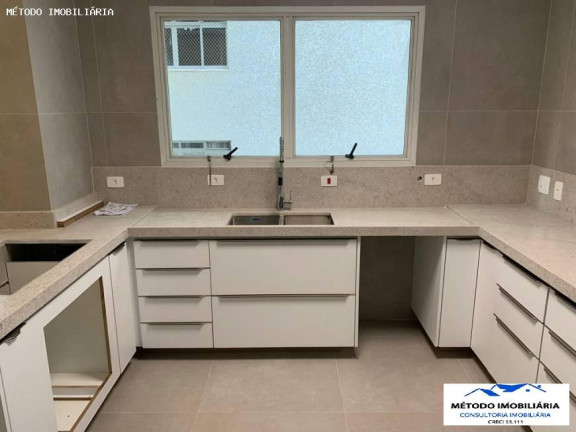 Imagem Imóvel com 3 Quartos à Venda, 222 m² em Moema - São Paulo Imagem Imóvel com 3 Quartos à Venda, 222 m² em Moema - São Paulo
