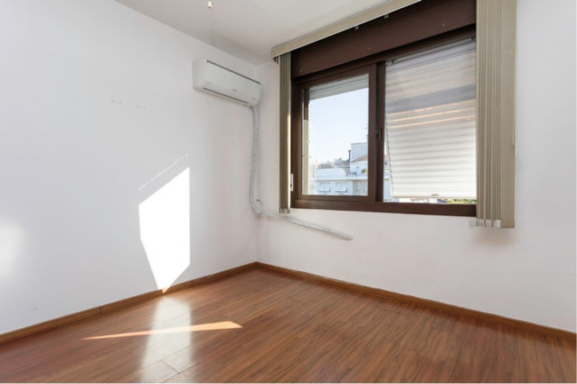Imagem Apartamento com 2 Quartos à Venda, 87 m² em Jardim Lindóia - Porto Alegre Imagem Apartamento com 2 Quartos à Venda, 87 m² em Jardim Lindóia - Porto Alegre