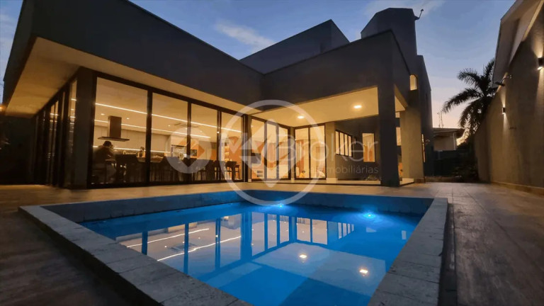 Casa com 4 Quartos à Venda, 313 m² em Residencial Granville - Goiânia