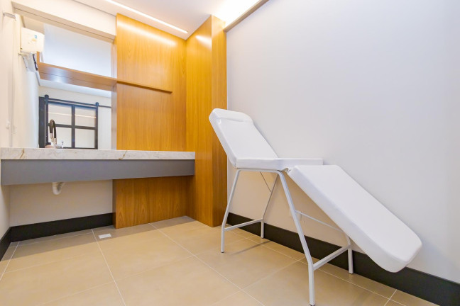 Imagem Kitnet com 1 Quarto à Venda, 23 m² em Centro - Curitiba