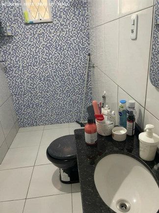 Imagem Casa com 2 Quartos à Venda, 65 m² em Araturi - Caucaia