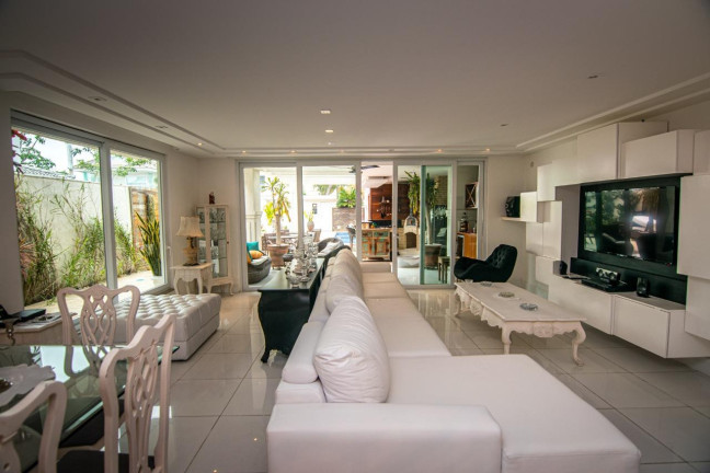 Casa com 4 Quartos à Venda, 400 m² em Barra Da Tijuca - Rio De Janeiro