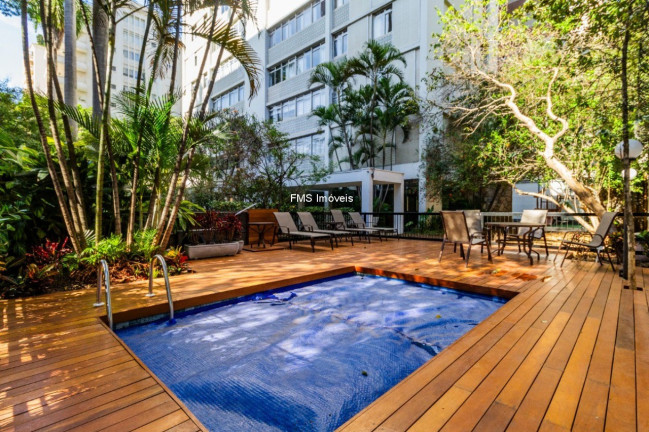 Imagem Imóvel com 3 Quartos à Venda, 145 m² em Higienópolis - São Paulo Imagem Imóvel com 3 Quartos à Venda, 145 m² em Higienópolis - São Paulo