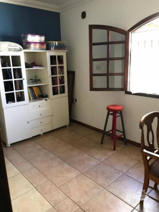 Imagem Casa com 5 Quartos à Venda, 301 m² em Zona 03 - Maringá