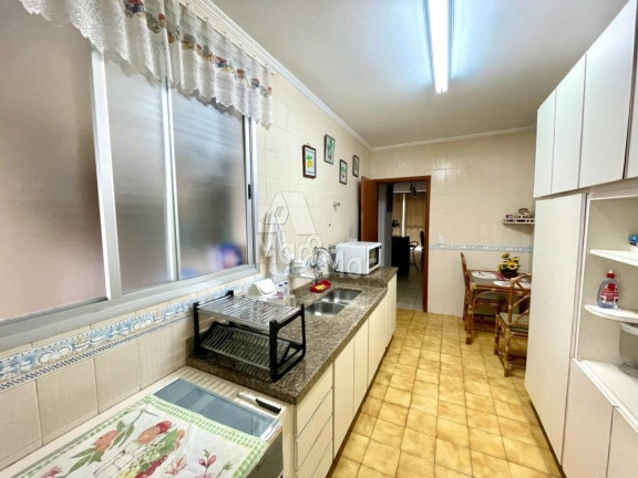 Imagem Apartamento com 3 Quartos à Venda, 110 m² em Pitangueiras - Guarujá