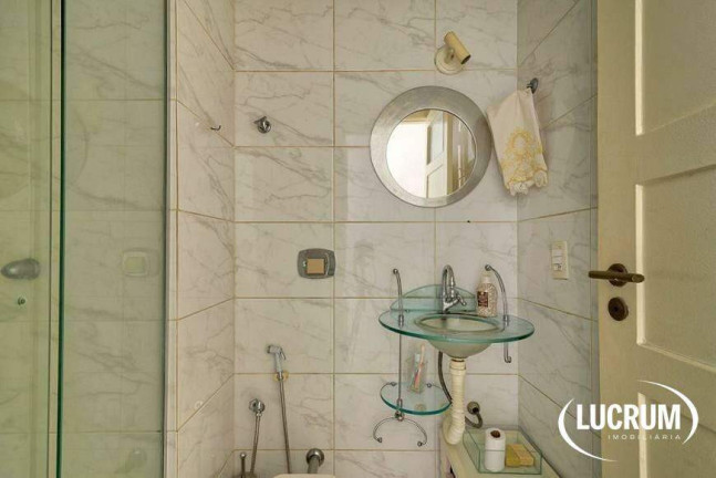 Imagem Apartamento com 3 Quartos à Venda, 120 m² em Copacabana - Rio De Janeiro Imagem Apartamento com 3 Quartos à Venda, 120 m² em Copacabana - Rio De Janeiro
