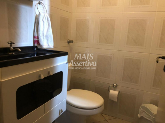 Imagem Casa com 2 Quartos para Alugar, 375 m² em São Jorge - Novo Hamburgo Imagem Casa com 2 Quartos para Alugar, 375 m² em São Jorge - Novo Hamburgo
