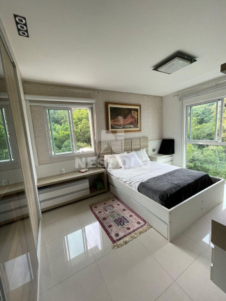 Imagem Apartamento com 2 Quartos à Venda, 140 m² em Pioneiros - Balneario Camboriu Imagem Apartamento com 2 Quartos à Venda, 140 m² em Pioneiros - Balneario Camboriu