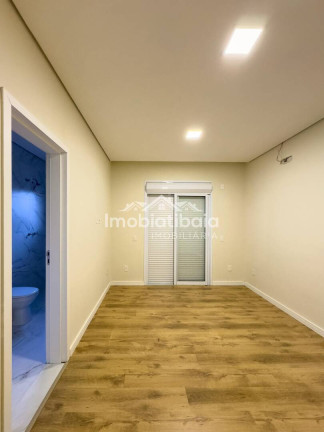 Imagem Casa de Condomínio com 3 Quartos à Venda, 510 m² em Jardim Shangri-lá - Atibaia Imagem Casa de Condomínio com 3 Quartos à Venda, 510 m² em Jardim Shangri-lá - Atibaia