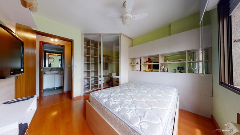 Imagem Imóvel com 1 Quarto à Venda, 48 m² em Cidade Baixa - Porto Alegre Imagem Imóvel com 1 Quarto à Venda, 48 m² em Cidade Baixa - Porto Alegre