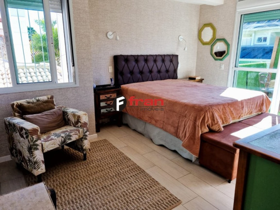 Imagem Casa com 5 Quartos à Venda, 329 m² em Santa Mônica - Florianópolis Imagem Casa com 5 Quartos à Venda, 329 m² em Santa Mônica - Florianópolis