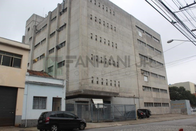 Sala Comercial à Venda, 1.390 m² em Brás - São Paulo