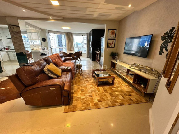 Imagem Apartamento com 3 Quartos à Venda, 120 m² em Centro - Balneário Camboriú Imagem Apartamento com 3 Quartos à Venda, 120 m² em Centro - Balneário Camboriú