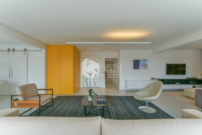 Foto do imóvel Apartamento com 3 Quartos à Venda, 209 m² em Vila Nova Conceição - São Paulo