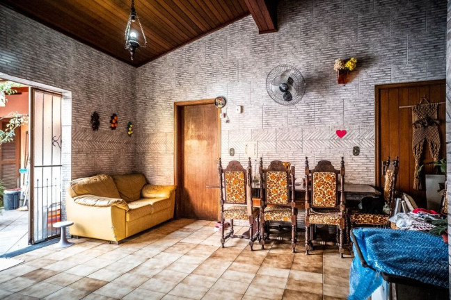Imagem Casa com 3 Quartos à Venda, 247 m² em Jardim Planalto - Porto Alegre
