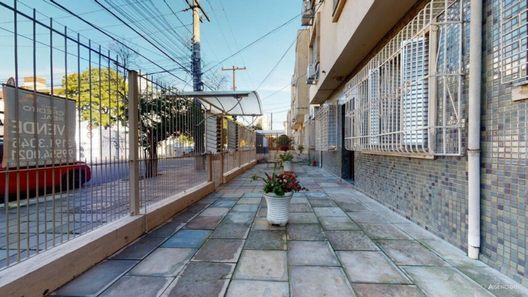 Imagem Imóvel com 2 Quartos à Venda, 64 m² em Menino Deus - Porto Alegre