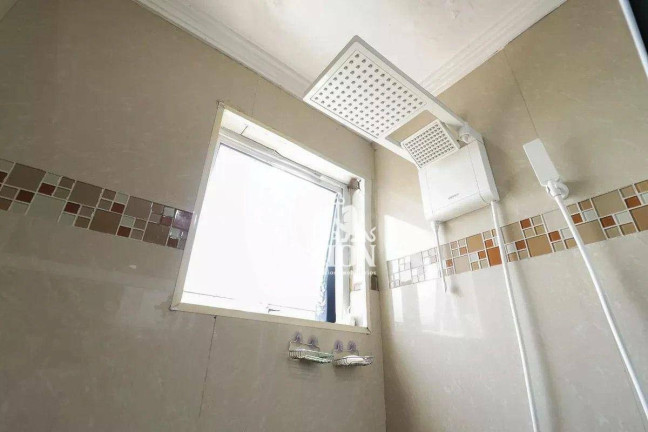 Imagem Sobrado com 3 Quartos à Venda, 230 m² em Vila Ester - São Paulo Imagem Sobrado com 3 Quartos à Venda, 230 m² em Vila Ester - São Paulo