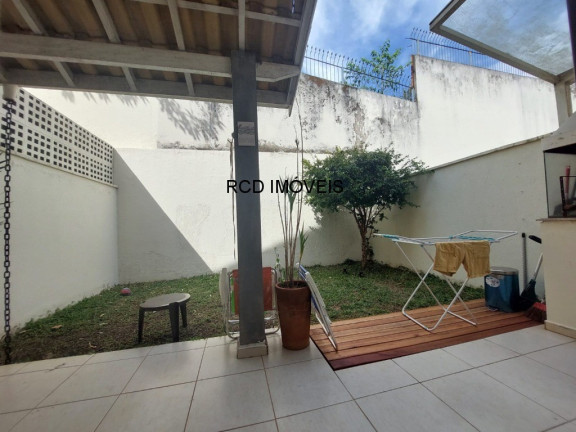 Imagem Sobrado com 3 Quartos à Venda, 110 m² em Umuarama - Osasco