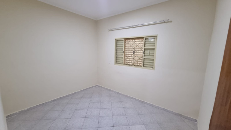 Imagem Casa com 3 Quartos à Venda, em Prolongamento Jardim Angela Rosa - Franca Imagem Casa com 3 Quartos à Venda, em Prolongamento Jardim Angela Rosa - Franca