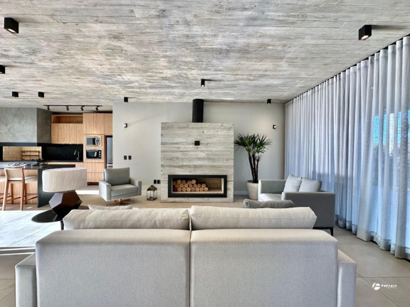 Imagem Casa com 4 Quartos à Venda, 200 m² em Centro - Xangri-la