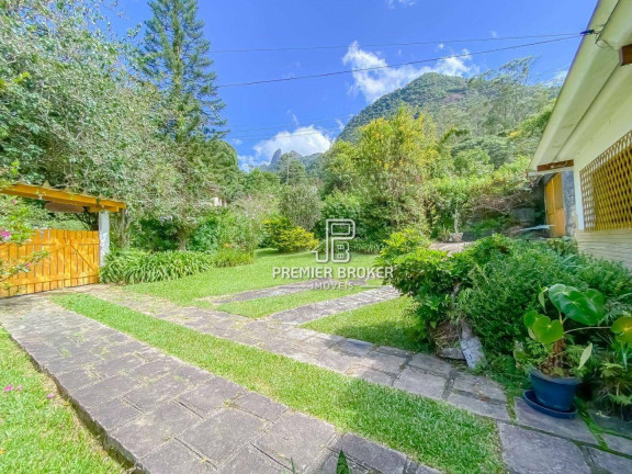 Imagem Casa com 3 Quartos à Venda, 140 m² em Granja Guarani - Teresópolis Imagem Casa com 3 Quartos à Venda, 140 m² em Granja Guarani - Teresópolis
