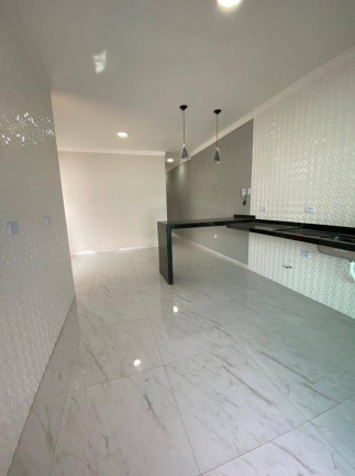 Imagem Casa com 2 Quartos à Venda, 150 m² em Flora Rica 2 - Peruíbe Imagem Casa com 2 Quartos à Venda, 150 m² em Flora Rica 2 - Peruíbe