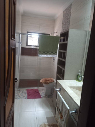 Imagem Casa com 3 Quartos à Venda, 267 m² em Parque Veneza - Arapongas