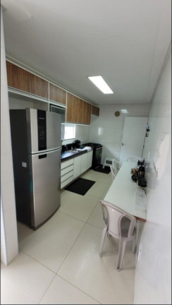 Imagem Casa com 4 Quartos à Venda, 150 m² em Arembepe - Camaçari Imagem Casa com 4 Quartos à Venda, 150 m² em Arembepe - Camaçari