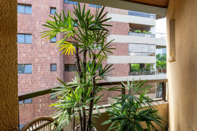 Imagem Imóvel com 3 Quartos à Venda, 243 m² em Jardim Vitória Régia - São Paulo